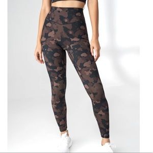 Balance Athletica - THE ASCEND PANT BASE CAMP